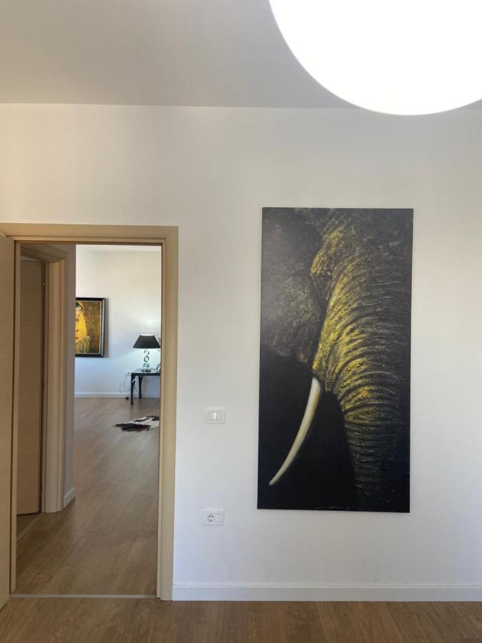 טיראנה Mb Luxury Apartments מראה חיצוני תמונה