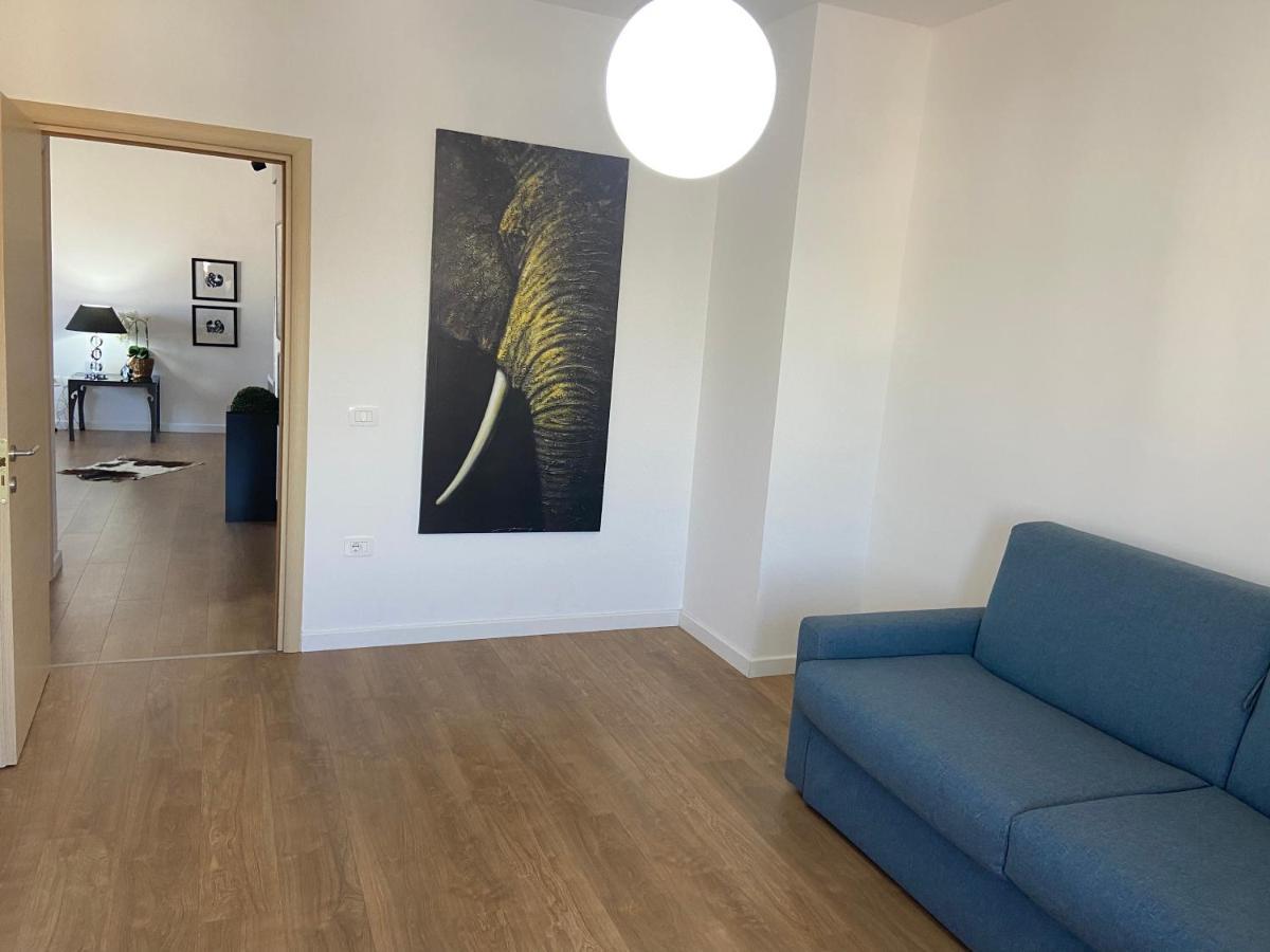 טיראנה Mb Luxury Apartments מראה חיצוני תמונה